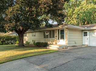 9925 Newton Ave S, Bloomington, MN 55431