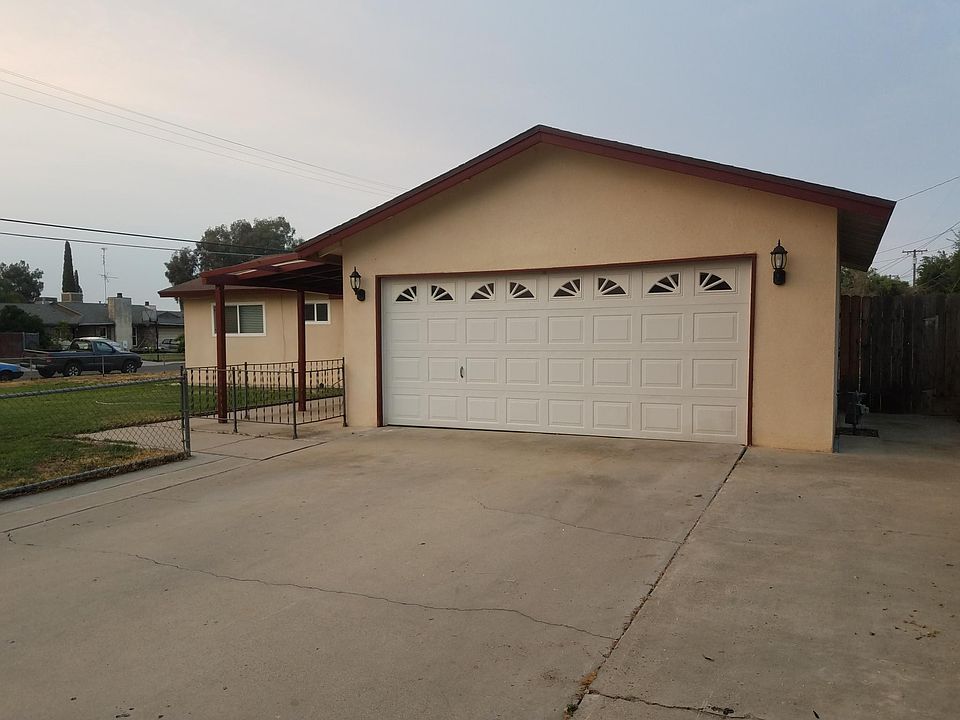1st image of 1025 E Florinda St
