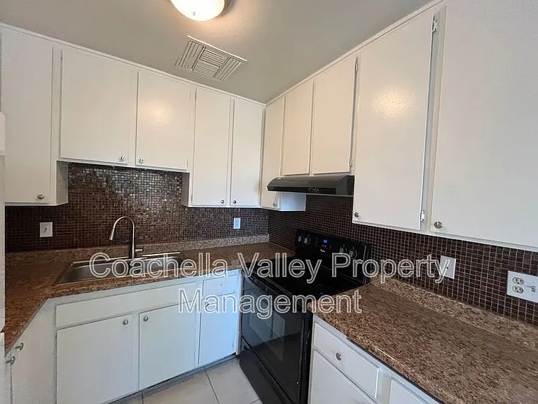 556 Chuckwalla Rd #3 — Photo 16