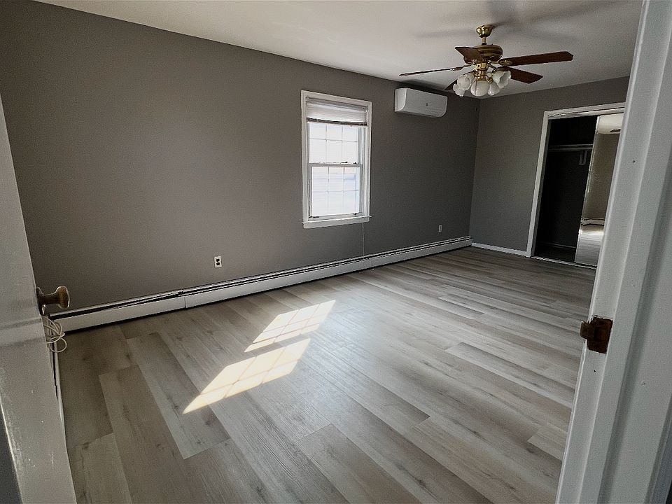 1st image of 505 Saint Marks St Floor 1