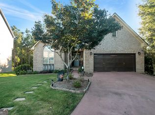 9227 Golfview Cir, Covington, GA 30014