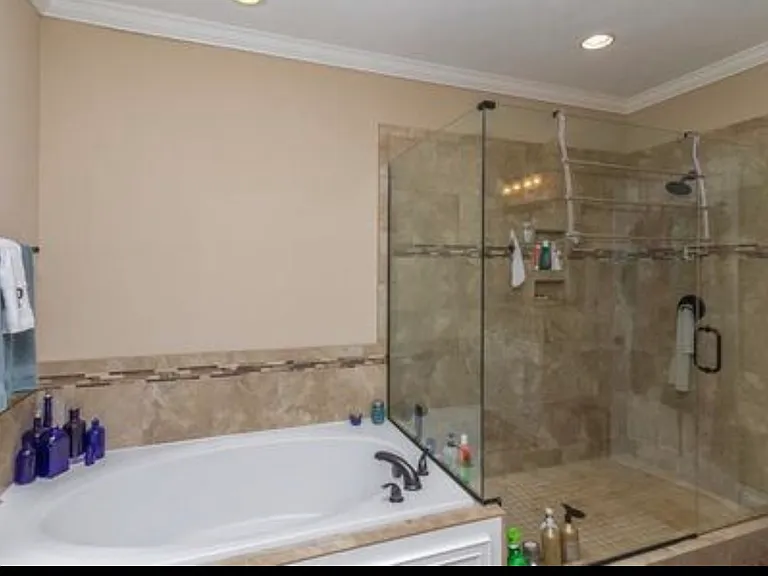 6314 Southbroom Dr — Photo 12