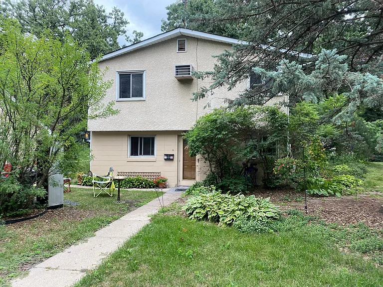 1258 N Eustis St — Photo 2