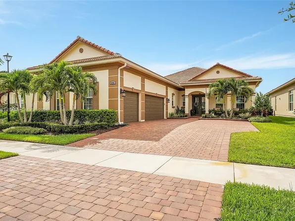 8759 SW Flutto Way, Port Saint Lucie, FL 34987