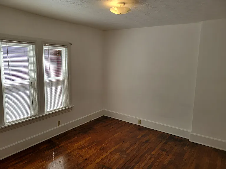 Second bedroom with new windows.