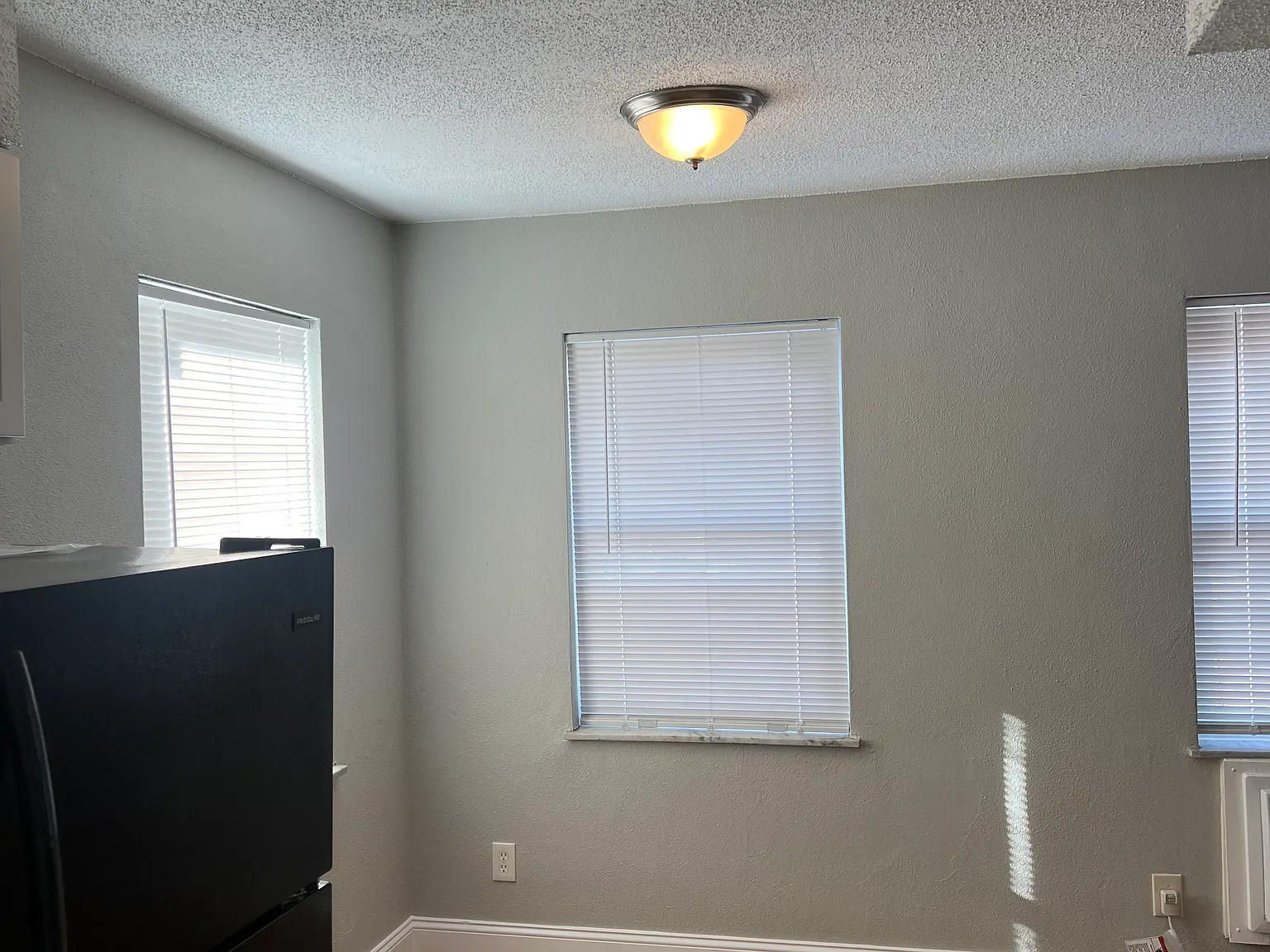 1 bed, $885 — Photo 3