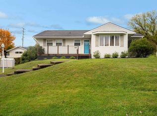 1445 Woodland Dr, Morgantown, WV 26505