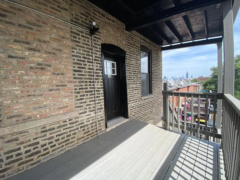 2731 W Lexington St #1R — Photo 15