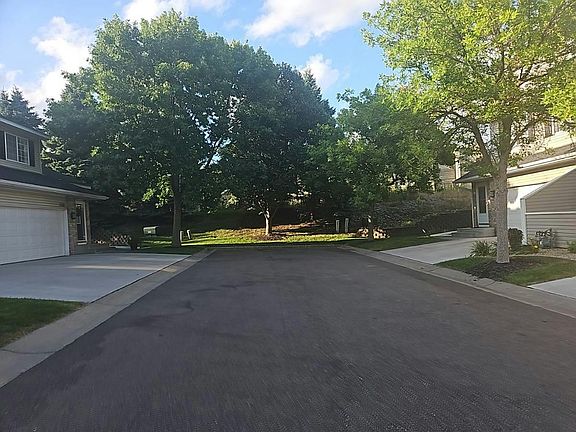 4th image of 12502 74th Ave N