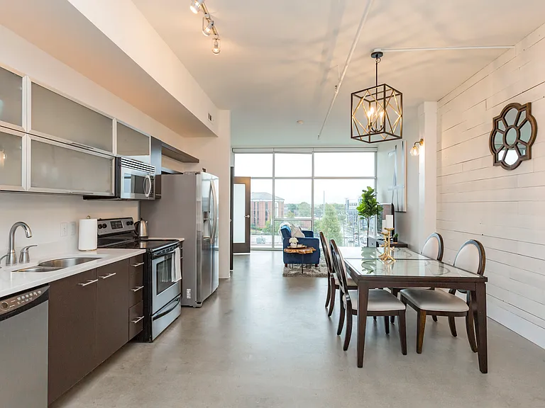 2115 Yeaman Pl #412 — Photo 31