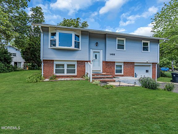 3rd image of 1488 Colorado Drive