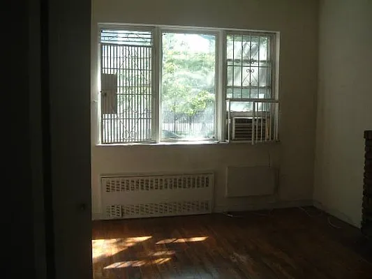 Rented by Level Group | media 33