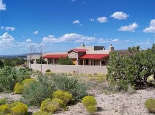 10 Las Brisas Ln, Placitas, NM 87043