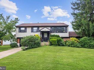 1 Lantern Ln, Turnersville, NJ 08012