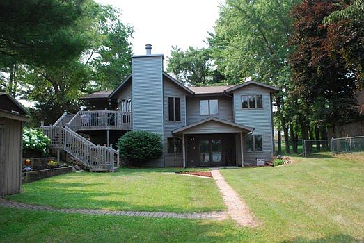 1st image of W5643 Island Dr