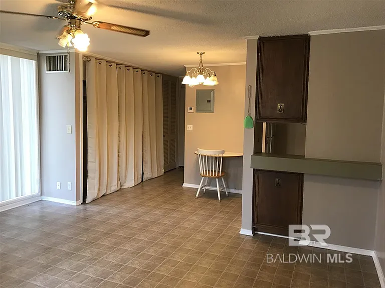 1050 Seacliff Dr N #1050 — Photo 12