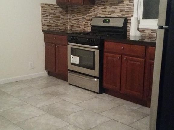 2nd image of 14939 118th St