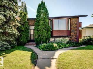 5811 92nd Ave NW, Edmonton, AB T6B 2G9