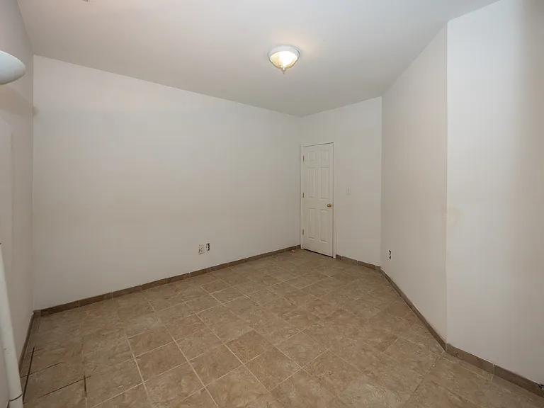 5889 Pebblestream Dr — Photo 29