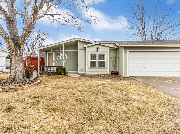 134 Cedar Cir, Parachute, CO 81635