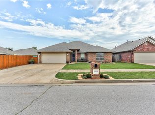 1929 NW 174th St, Edmond, OK 73012