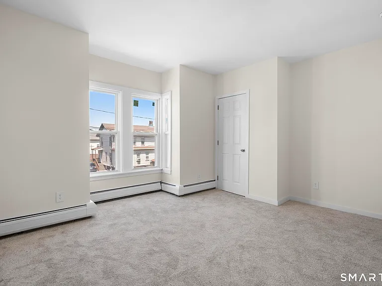 704 Maple St #704 — Photo 10