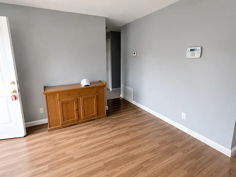 713 Saint Martin Dr — Photo 3