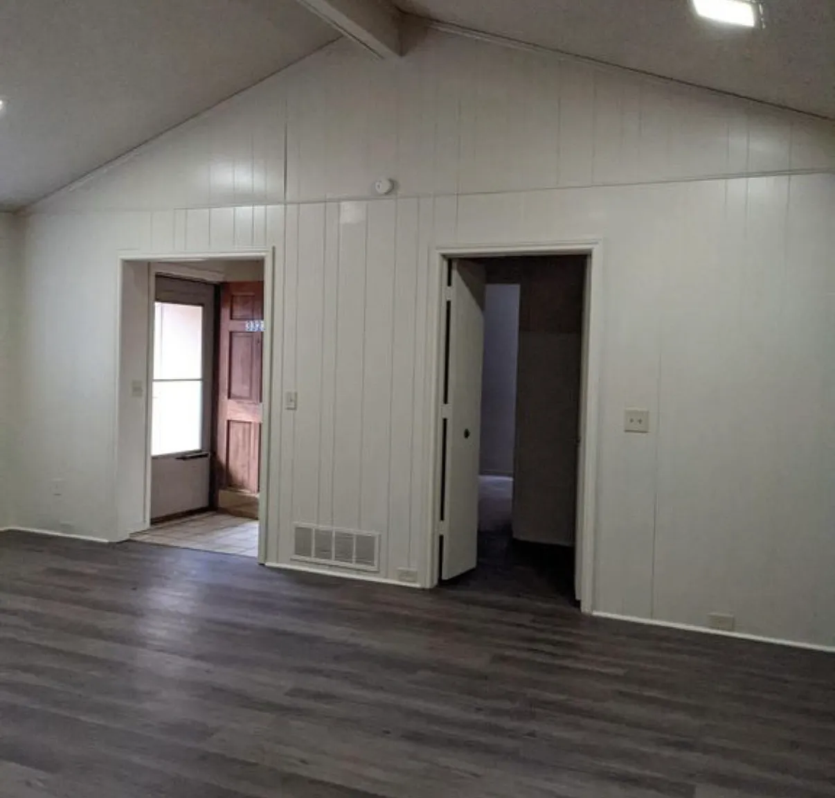 3 bed, 1740 sqft, $2,300 — Photo 3