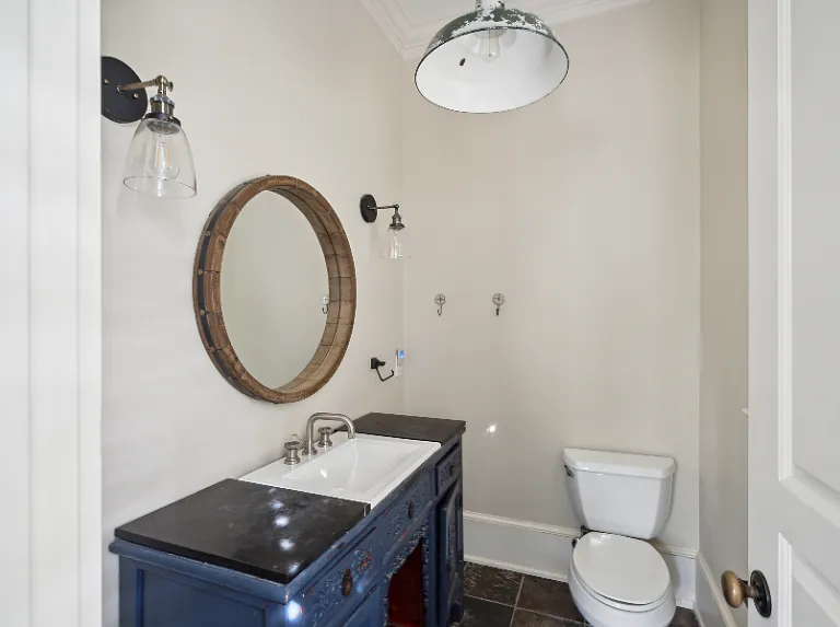 221 King George St — Photo 21