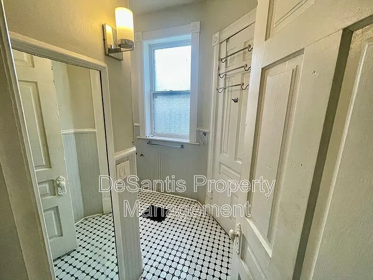 5498 Hays St #1 — Photo 11