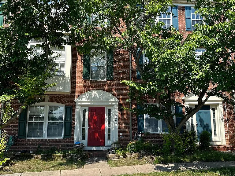 16606 Barge Cir — Photo 2