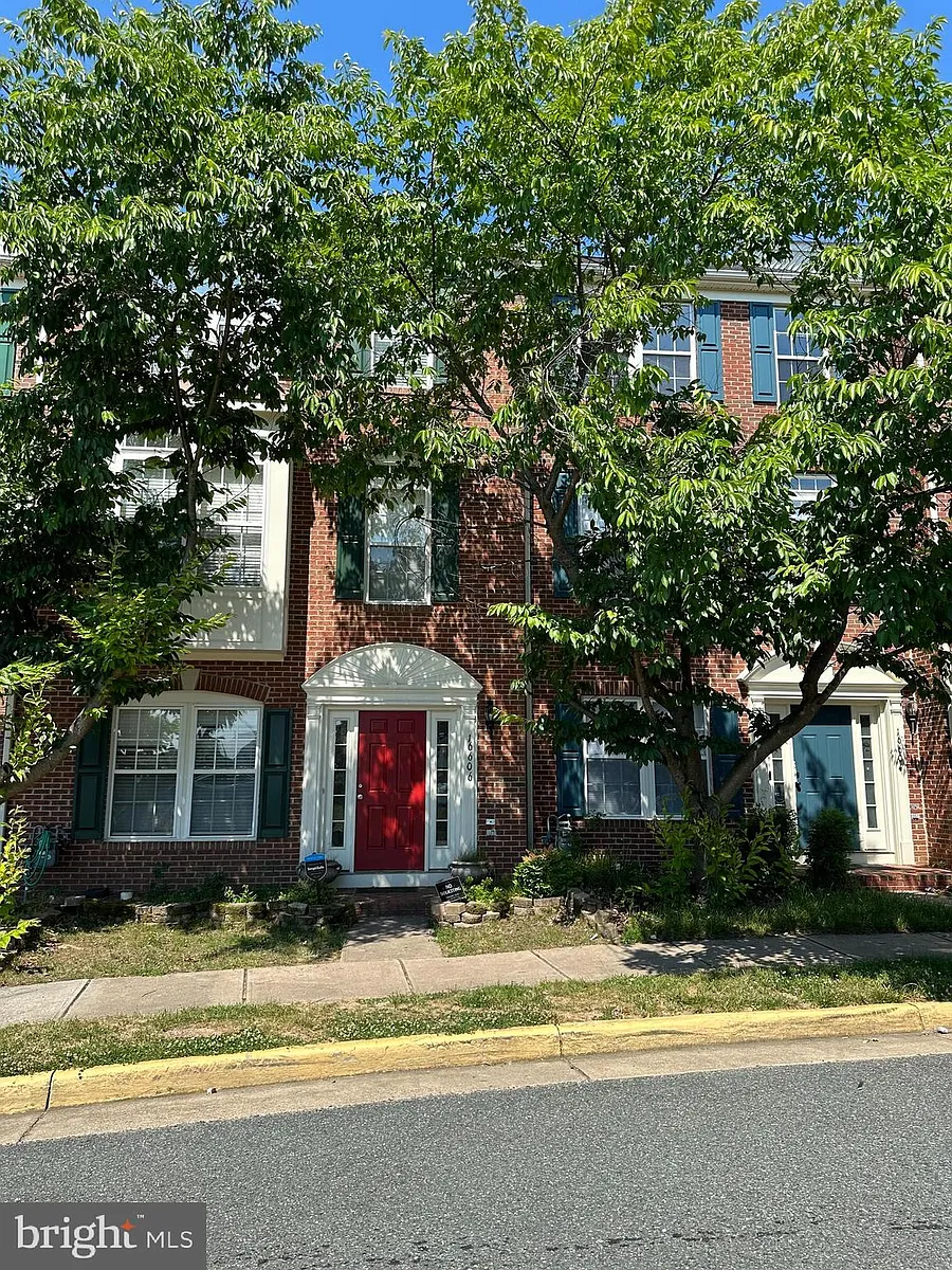 Building Photo - 16606 Barge Cir