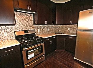 30-59 Crescent St, Astoria, NY 11102