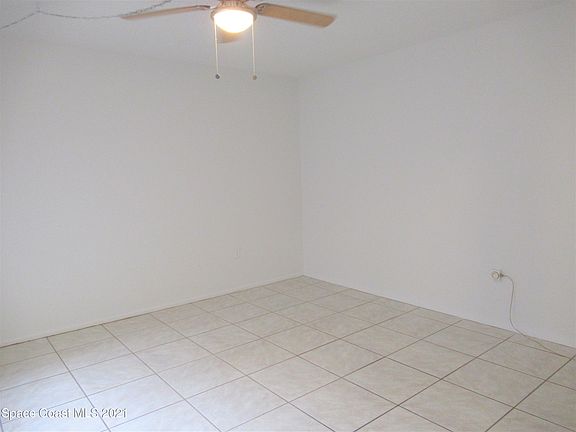 4th image of 8751 Palmetto Ct