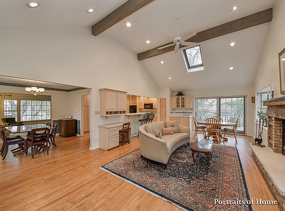 4th image of 3S224 Shagbark Ln