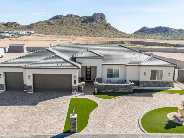 667 W PATRICK Place, San Tan Valley, AZ 85143