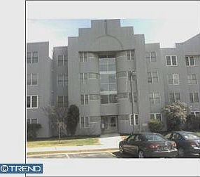 1st image of 5217 Le Parc Dr APT 6