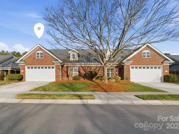 10100 Dominion Village Dr, Charlotte, NC 28269