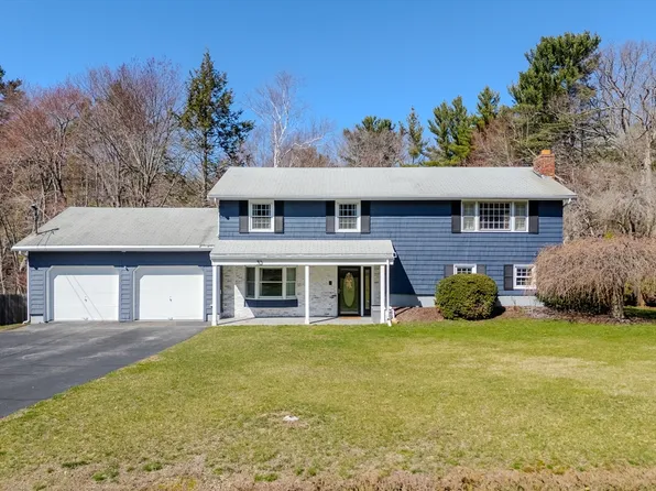 32 Cambridge St, Chelmsford, MA 01824