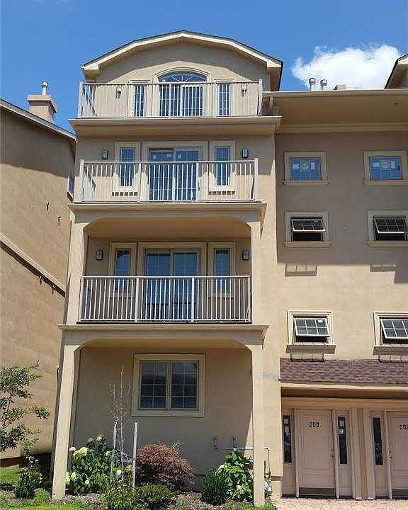 1st image of 441 B East Broadway #43