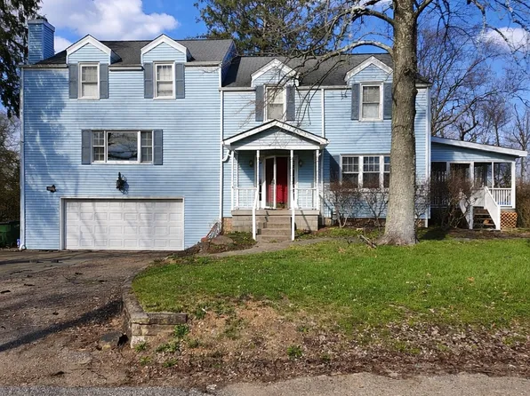 101 Pine Knoll Ter, Saint Clairsville, OH 43950