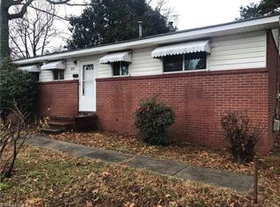 1620 Willow Rd, Greensboro, NC 27401