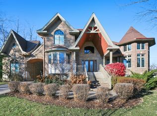 8S160 S Vine St, Burr Ridge, IL 60527