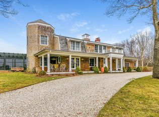 321 Town Line Rd, Wainscott, NY 11963