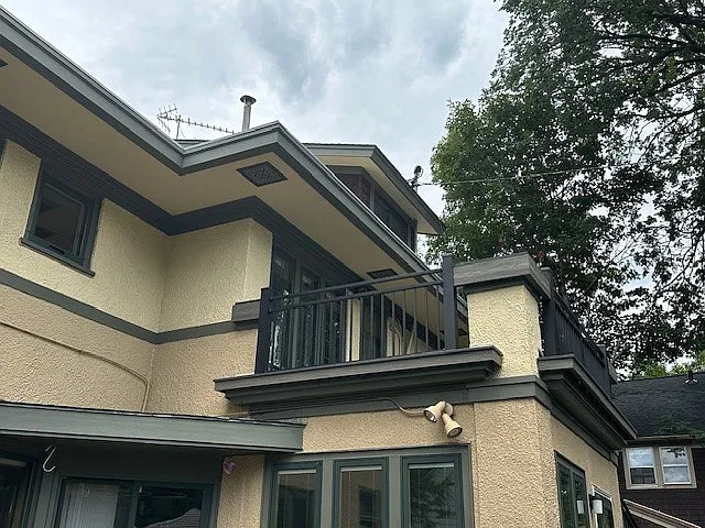 2nd Level Deck - 3427 Humboldt Ave S #2