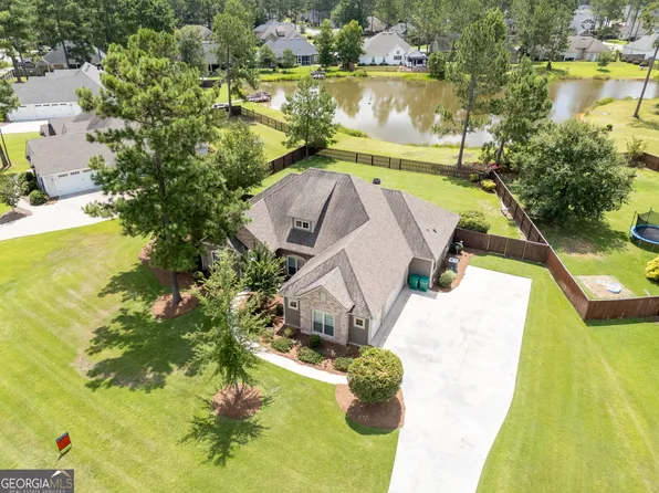 7477 Crabtree Xing, Hahira, GA 31632