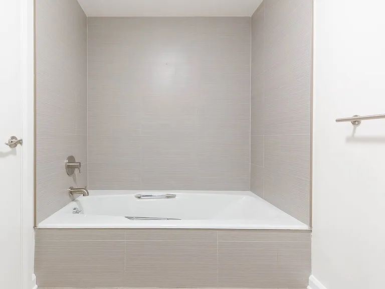 1653 W Snow Cir — Photo 29