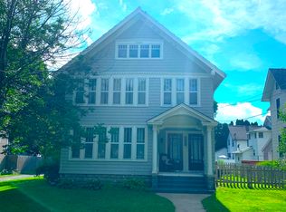 515 N Hennepin Ave, Dixon, IL 61021