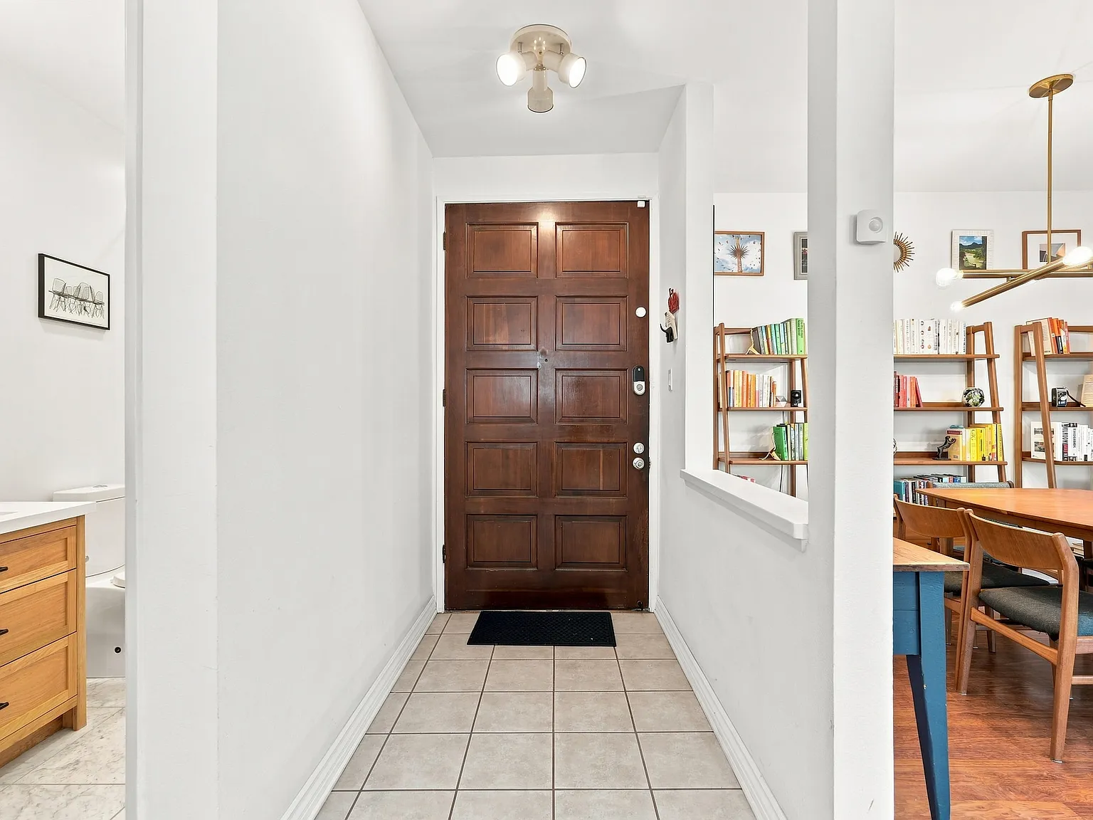 2 bed, 1298 sqft, $4,695 — Photo 2