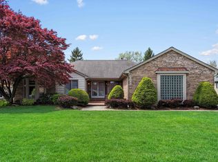 46605 Hawkins St, Shelby Township, MI 48315
